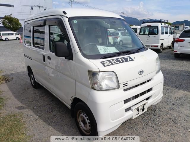 daihatsu hijet-cargo 2017 CFJ1640720 image 2