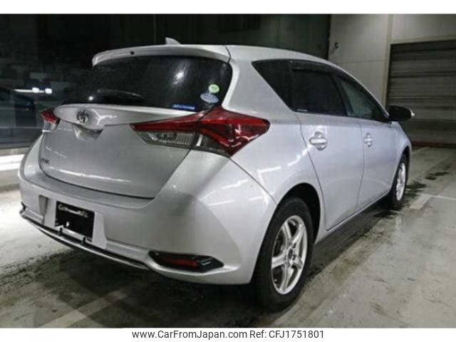 toyota auris 2016 CFJ1751801 image 2