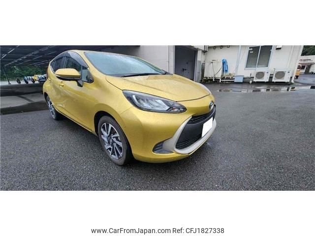 toyota aqua 2021 CFJ1827338 image 1