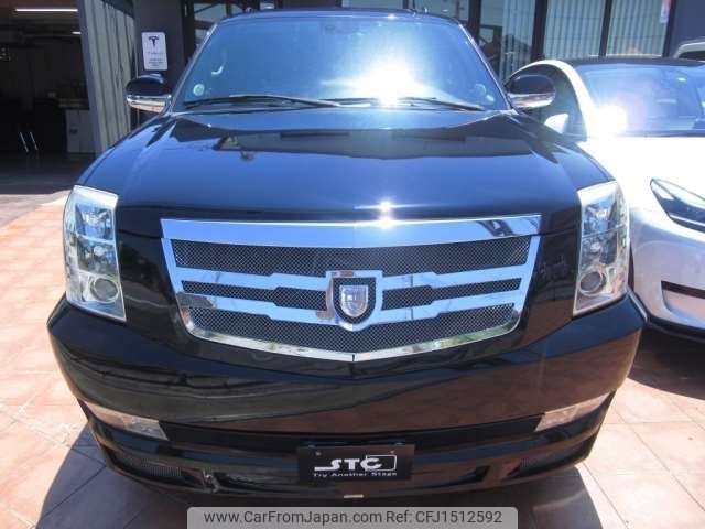 cadillac escalade 2010 CFJ1512592 image 2
