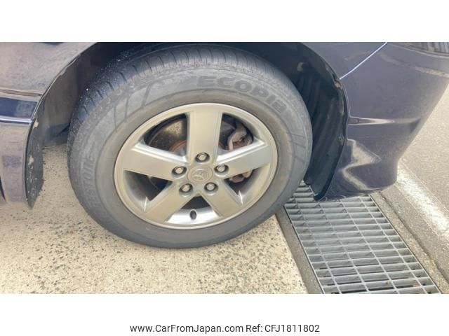 toyota voxy 2006 CFJ1811802 image 2