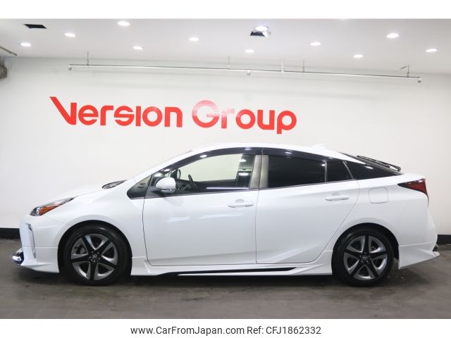 toyota prius 2022 CFJ1862332 image 2