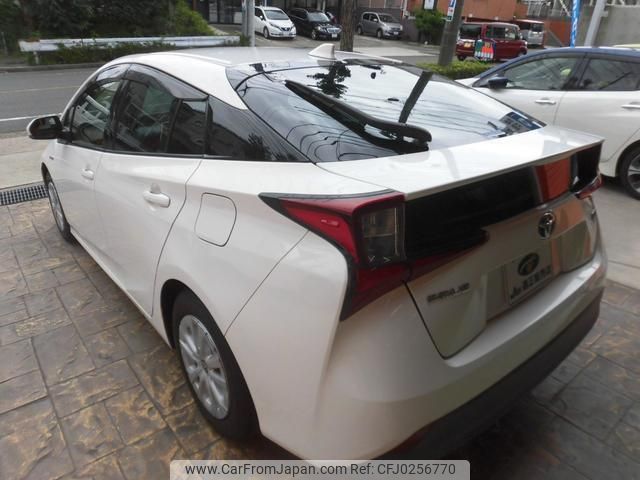 toyota prius 2019 quick_quick_ZVW51_ZVW51-8055918 image 2