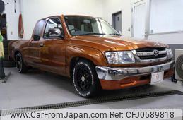 toyota hilux-sports-pick-up 2002 GOO_NET_EXCHANGE_9570013A30241223W001