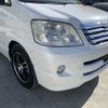 toyota noah 2004 MATEL_42580 image 13