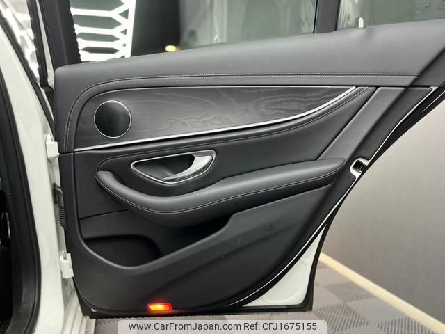 mercedes-benz e-class 2016 CFJ1675155 image 2