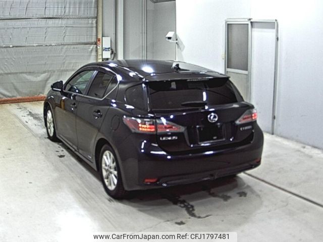 lexus ct 2011 CFJ1797481 image 2