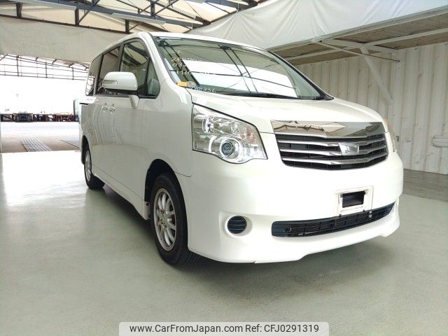 toyota noah 2010 ENHANCEAUTO_1_ea288336 image 1