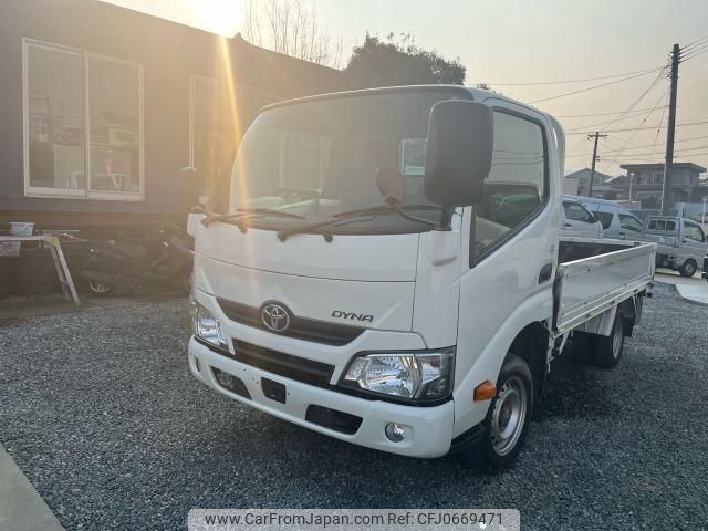 toyota dyna-truck 2018 GOO_NET_EXCHANGE_0804448A30250121W001 image 1