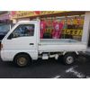 suzuki-carry-truck-1995-2678-car_9490cc3c-7f9d-4100-8f6a-b3d02e3736bb