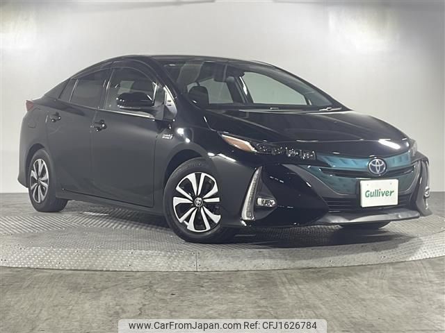toyota prius-phv 2017 CFJ1626784 image 1
