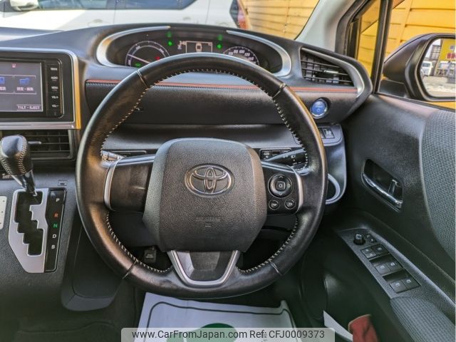 toyota sienta 2015 -TOYOTA--Sienta DAA-NHP170G--NHP170-7015112---TOYOTA--Sienta DAA-NHP170G--NHP170-7015112- image 2