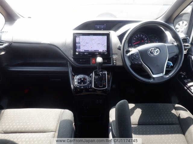 toyota noah 2019 -TOYOTA--Noah DBA-ZRR80G--ZRR80-0523148---TOYOTA--Noah DBA-ZRR80G--ZRR80-0523148- image 2