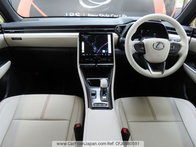 lexus lexus-lbx 2024 CFJ0880591 image 2