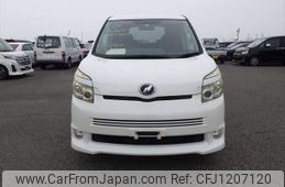 toyota voxy 2009 NIKYO_KD67278