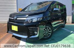 toyota voxy 2017 -TOYOTA--Voxy ZRR80W--0334577---TOYOTA--Voxy ZRR80W--0334577-