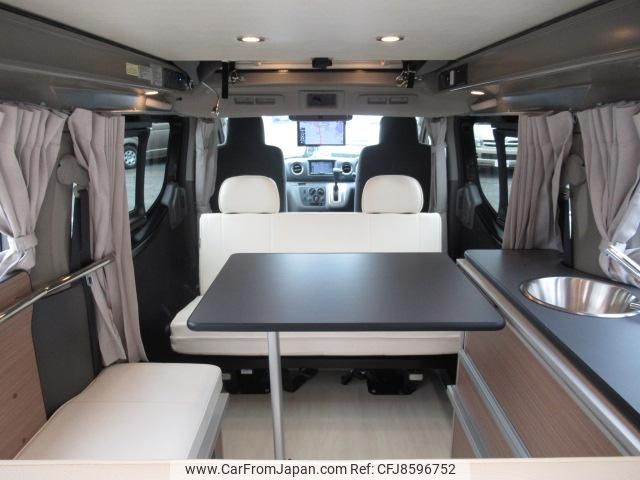 nissan nv350-caravan-van 2016 GOO_JP_700056143030230518001 image 2