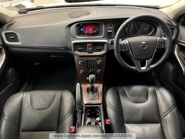 volvo v40 2019 -VOLVO--Volvo V40 LDA-MD4204T--YV1MVA8RDK2560448---VOLVO--Volvo V40 LDA-MD4204T--YV1MVA8RDK2560448- image 2