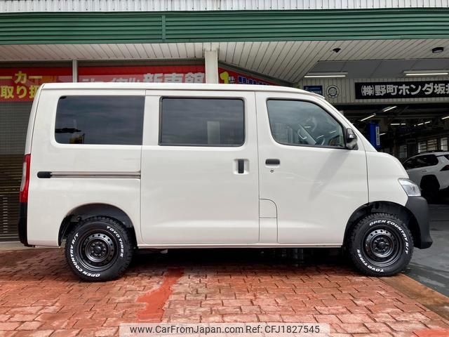 toyota townace-van 2024 CFJ1827545 image 2