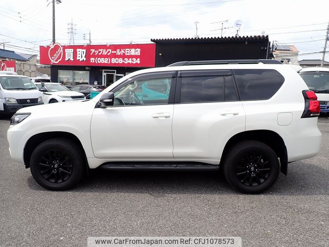 toyota land-cruiser-prado 2022 25922803 image 2