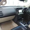 toyota land-cruiser-prado 2018 ENHANCEAUTO_1_ea293938 image 20