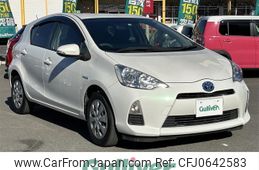 toyota aqua 2013 -TOYOTA--AQUA DAA-NHP10--NHP10-6241704---TOYOTA--AQUA DAA-NHP10--NHP10-6241704-