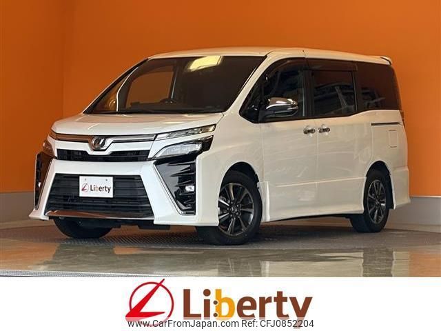 toyota voxy 2018 CFJ0852204 image 1