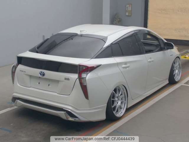 toyota prius 2017 -TOYOTA--Prius DAA-ZVW50--ZVW50-6105138---TOYOTA--Prius DAA-ZVW50--ZVW50-6105138- image 2