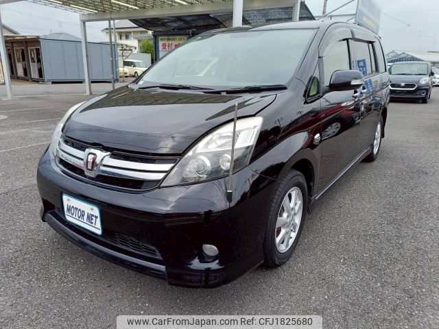toyota isis 2012 CFJ1825680 image 1