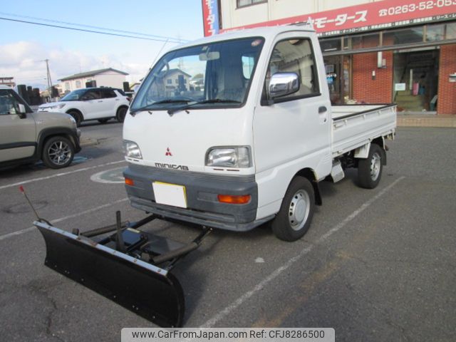 mitsubishi minicab-truck 1997 5c1b4a246441f786bb9fd7f49ed420a5 image 2