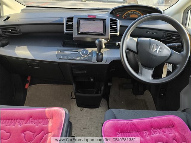 honda freed 2010 CFJ0781331 image 2