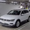 volkswagen tiguan 2019 -VOLKSWAGEN--VW Tiguan WVGZZZ5NZKW882970---VOLKSWAGEN--VW Tiguan WVGZZZ5NZKW882970- image 5