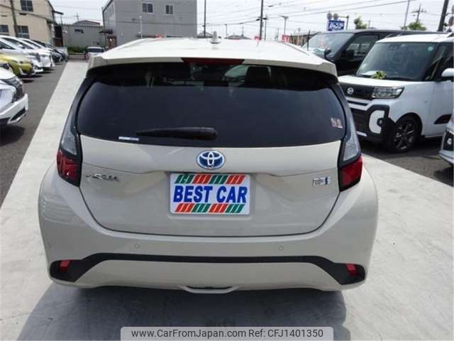 toyota aqua 2022 CFJ1401350 image 2