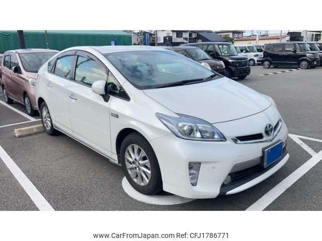 toyota prius-phv 2014 CFJ1786771 image 1