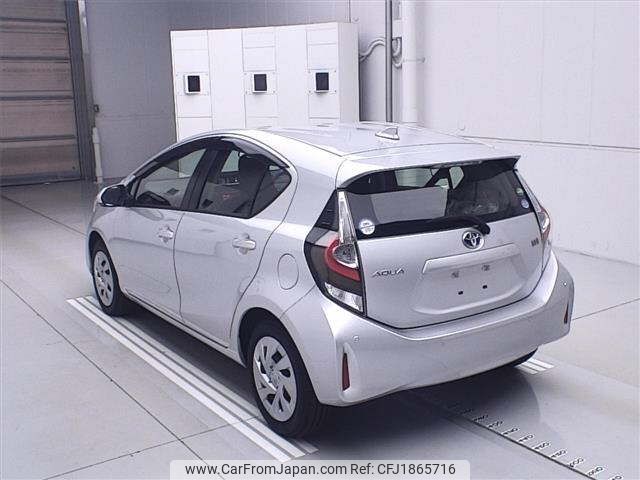 toyota aqua 2020 CFJ1865716 image 2