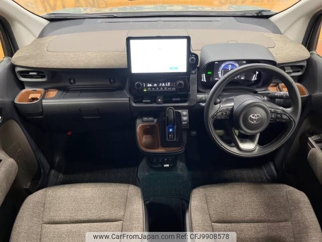 toyota sienta 2023 -TOYOTA--Sienta 6AA-MXPL10G--MXPL10-1038064---TOYOTA--Sienta 6AA-MXPL10G--MXPL10-1038064- image 2