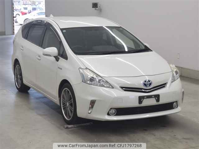toyota prius-α undefined CFJ1797268 image 1