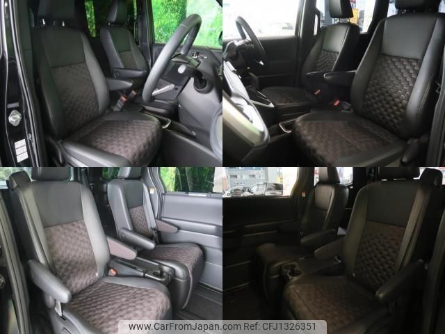 toyota voxy 2023 -TOYOTA--Voxy 6AA-ZWR90W--ZWR90-0132863---TOYOTA--Voxy 6AA-ZWR90W--ZWR90-0132863- image 2