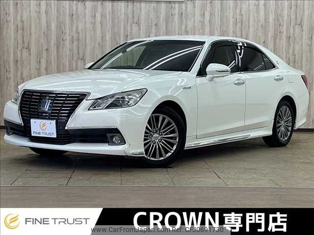 toyota crown 2013 -TOYOTA--Crown DAA-AWS210--AWS210-6045940---TOYOTA--Crown DAA-AWS210--AWS210-6045940- image 1