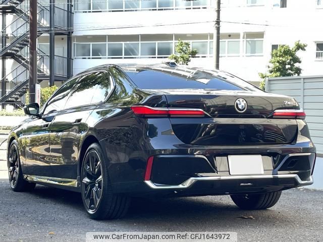 bmw 7-series 2022 CFJ1643972 image 2