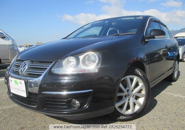 volkswagen jetta 2010 REALMOTOR_RK2020100066M-17 image 2