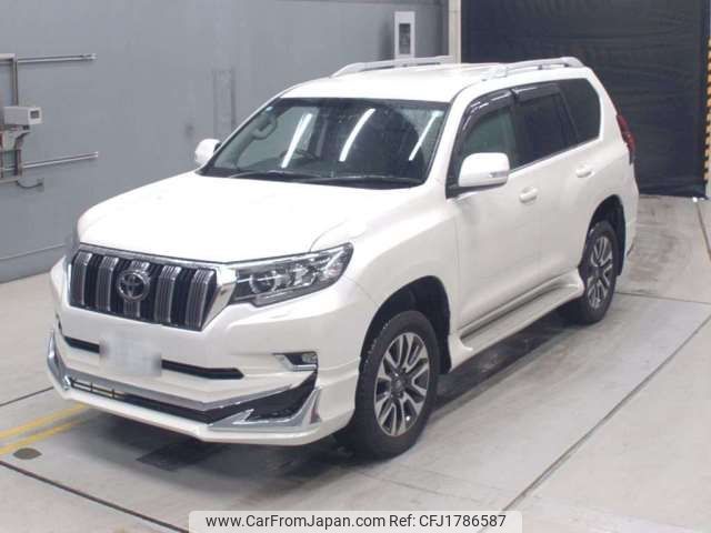 toyota land-cruiser-prado 2023 CFJ1786587 image 1