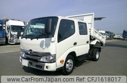 hino dutro 2024 CFJ1618017