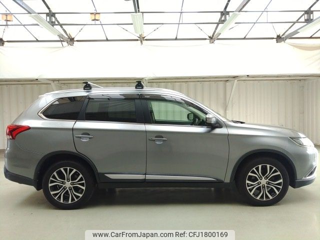 mitsubishi outlander 2015 CFJ1800169 image 2
