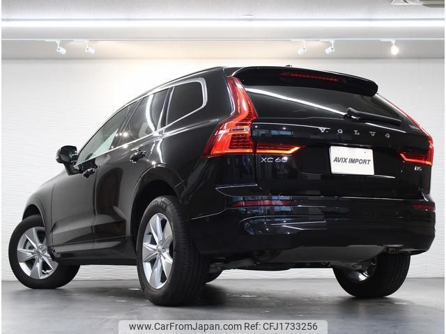 volvo xc60 2022 CFJ1733256 image 2