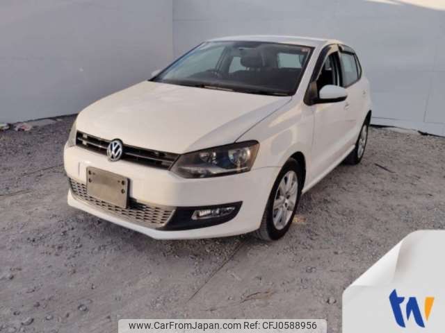 volkswagen polo 2010 -VOLKSWAGEN--VW Polo DBA-6RCBZ--WVWZZZ6RZAU043623---VOLKSWAGEN--VW Polo DBA-6RCBZ--WVWZZZ6RZAU043623- image 1