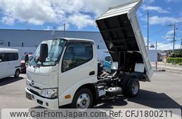 hino dutro 2025 CFJ1800211