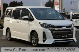 toyota noah 2018 quick_quick_DAA-ZWR80W_ZWR80-0323442