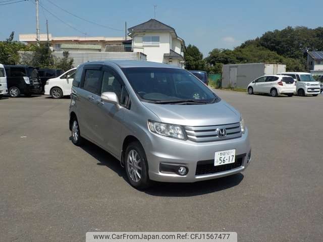 honda freed-spike 2013 CFJ1567477 image 1