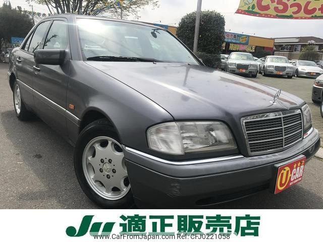 mercedes-benz c-class 1995 quick_quick_202020_WDB202020-2F197631 image 1